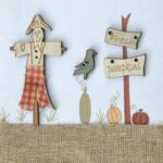 The Bee Company Buttons- Scarecrow & Fresh Pumpkins